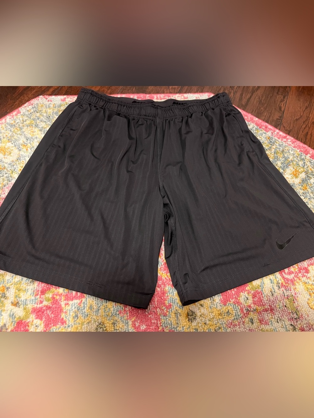 Nike Black Men's Athletic Shorts - Elastic Waistband